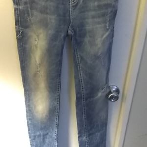 Buckle women's jeans